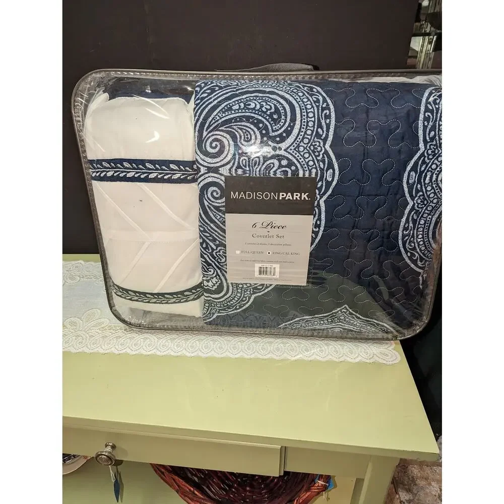 Madison Park Rachel 6-Piece Reversible Quilted California King Coverlet Set Navy